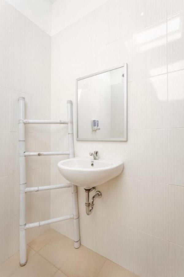 Carik Bali Guest House Canggu Экстерьер фото