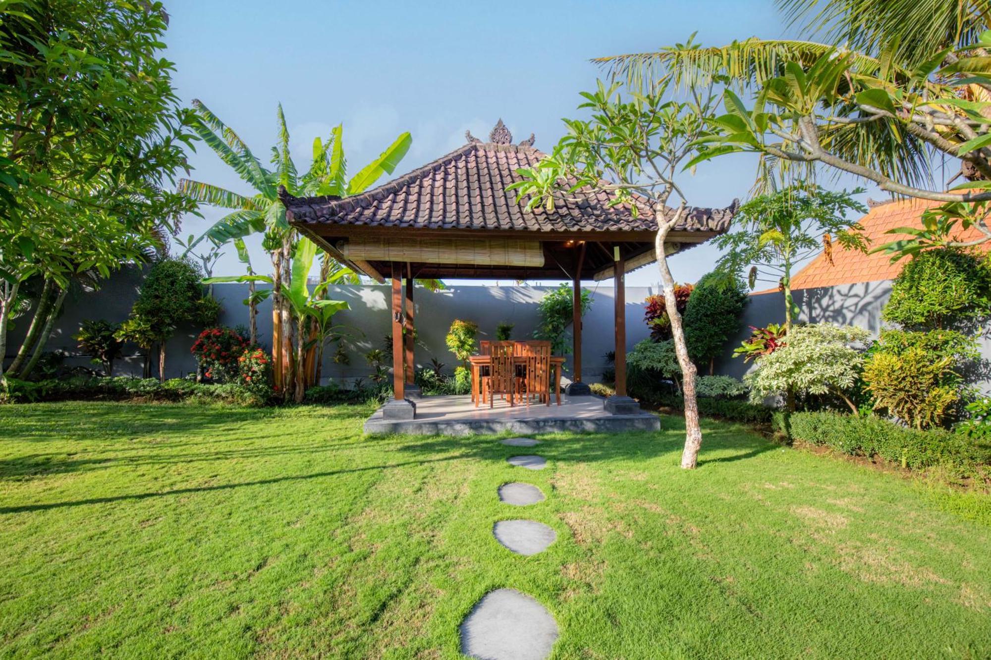 Carik Bali Guest House Canggu Экстерьер фото
